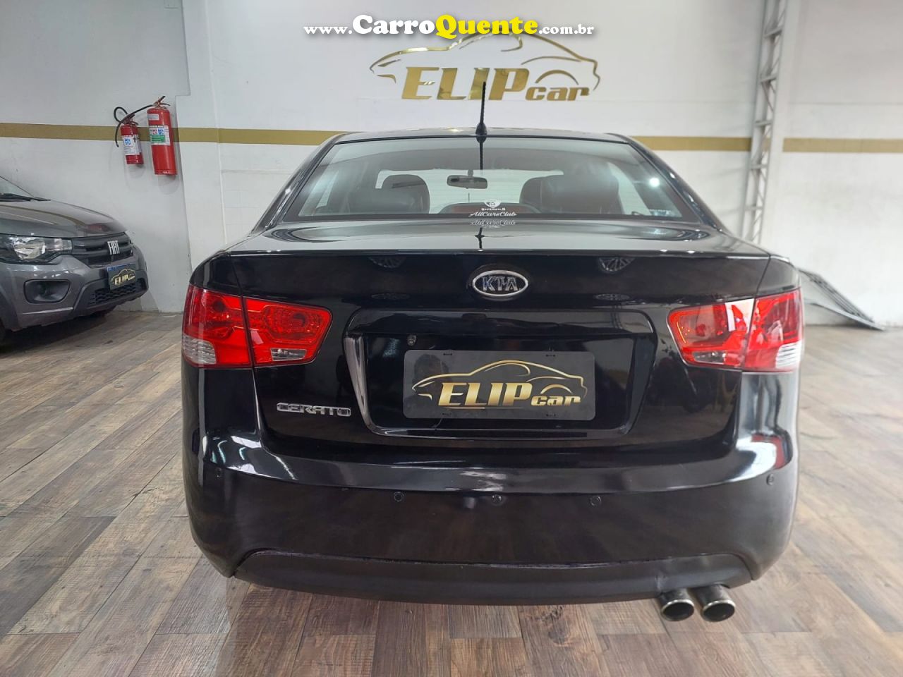 KIA   CERATO 1.6 16V MEC.   PRETO 2012 1.6 GASOLINA - Loja