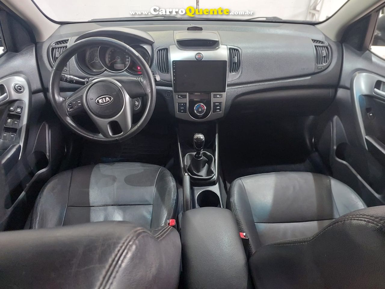 KIA   CERATO 1.6 16V MEC.   PRETO 2012 1.6 GASOLINA - Loja