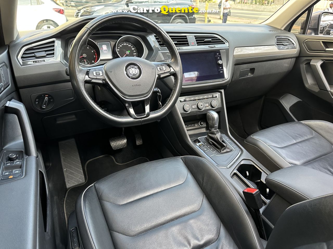 VOLKSWAGEN   TIGUAN ALLSPAC COMF 250 TSI 1.4 FLEX   CINZA 2018 1.4 TSI FLEX - Loja
