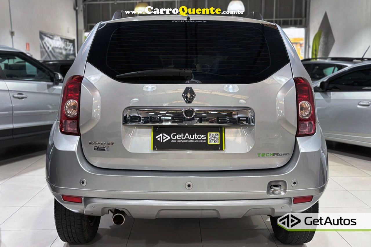 RENAULT   DUSTER DYNAMIQUE 2.0 FLEX 16V AUT.   PRATA 2014 2.0 FLEX - Loja