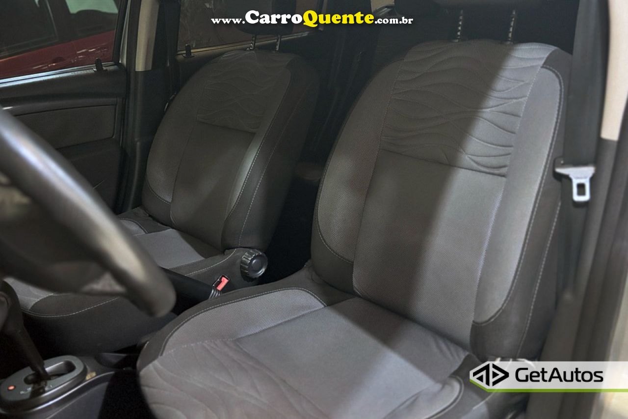 RENAULT   DUSTER DYNAMIQUE 2.0 FLEX 16V AUT.   PRATA 2014 2.0 FLEX - Loja
