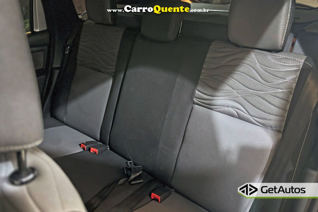 RENAULT   DUSTER DYNAMIQUE 2.0 FLEX 16V AUT.   PRATA 2014 2.0 FLEX - Loja