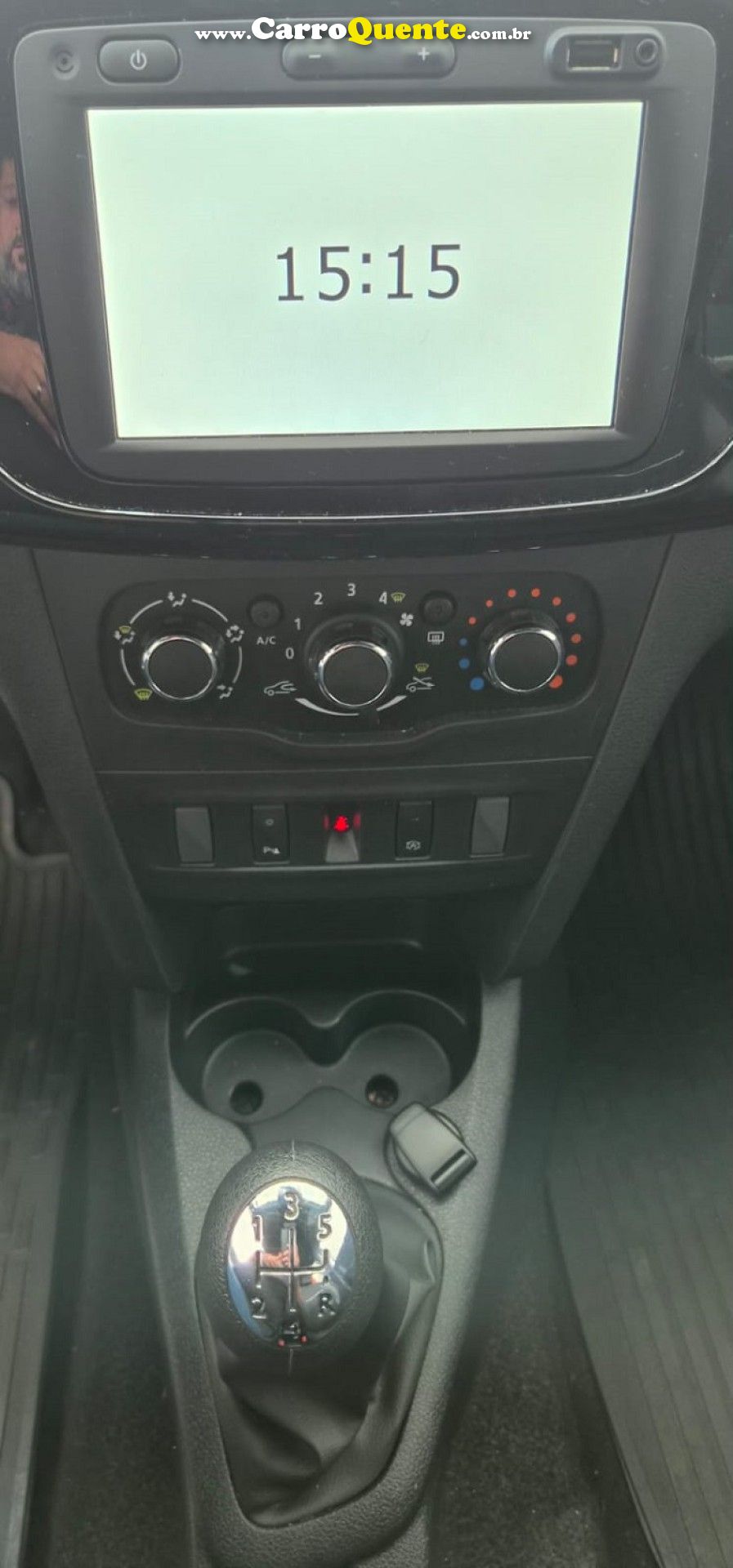 RENAULT   LOGAN ZEN 1.0   BRANCO 2025 1.0 FLEX - Loja