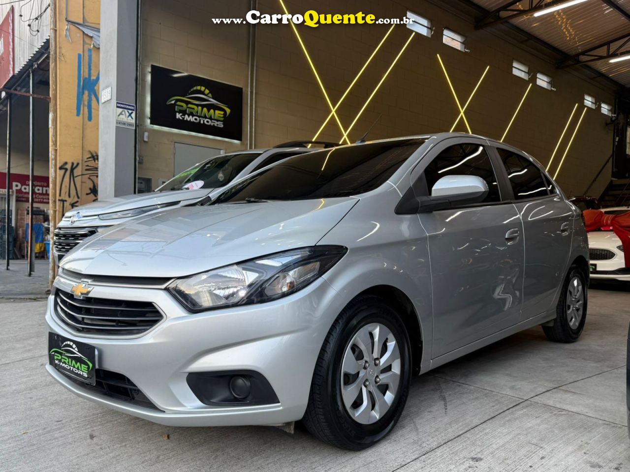 CHEVROLET   ONIX HATCH LT 1.0 8V FLEXPOWER 5P MEC.   PRATA 2019 1.0 FLEX - Loja