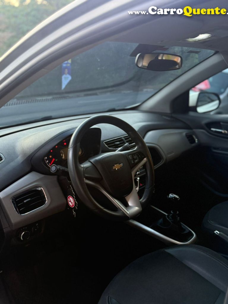 CHEVROLET   ONIX HATCH LT 1.0 8V FLEXPOWER 5P MEC.   PRATA 2019 1.0 FLEX - Loja