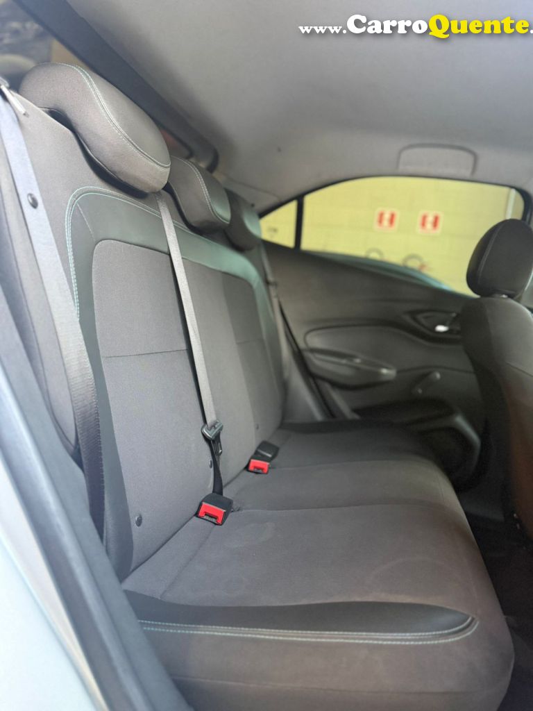 CHEVROLET   ONIX HATCH LT 1.0 8V FLEXPOWER 5P MEC.   PRATA 2019 1.0 FLEX - Loja