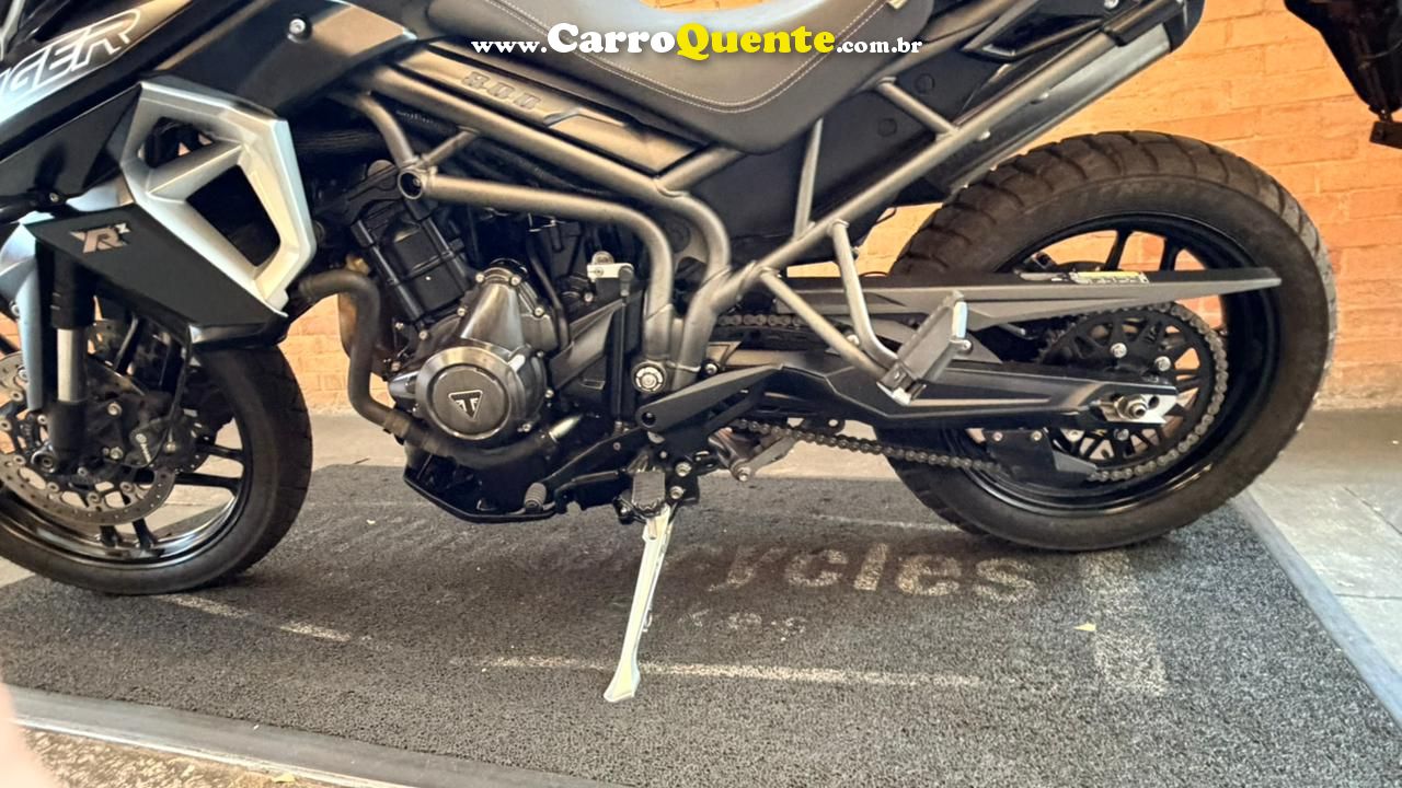 TRIUMPH TIGER 800 XRX 2019 - Loja