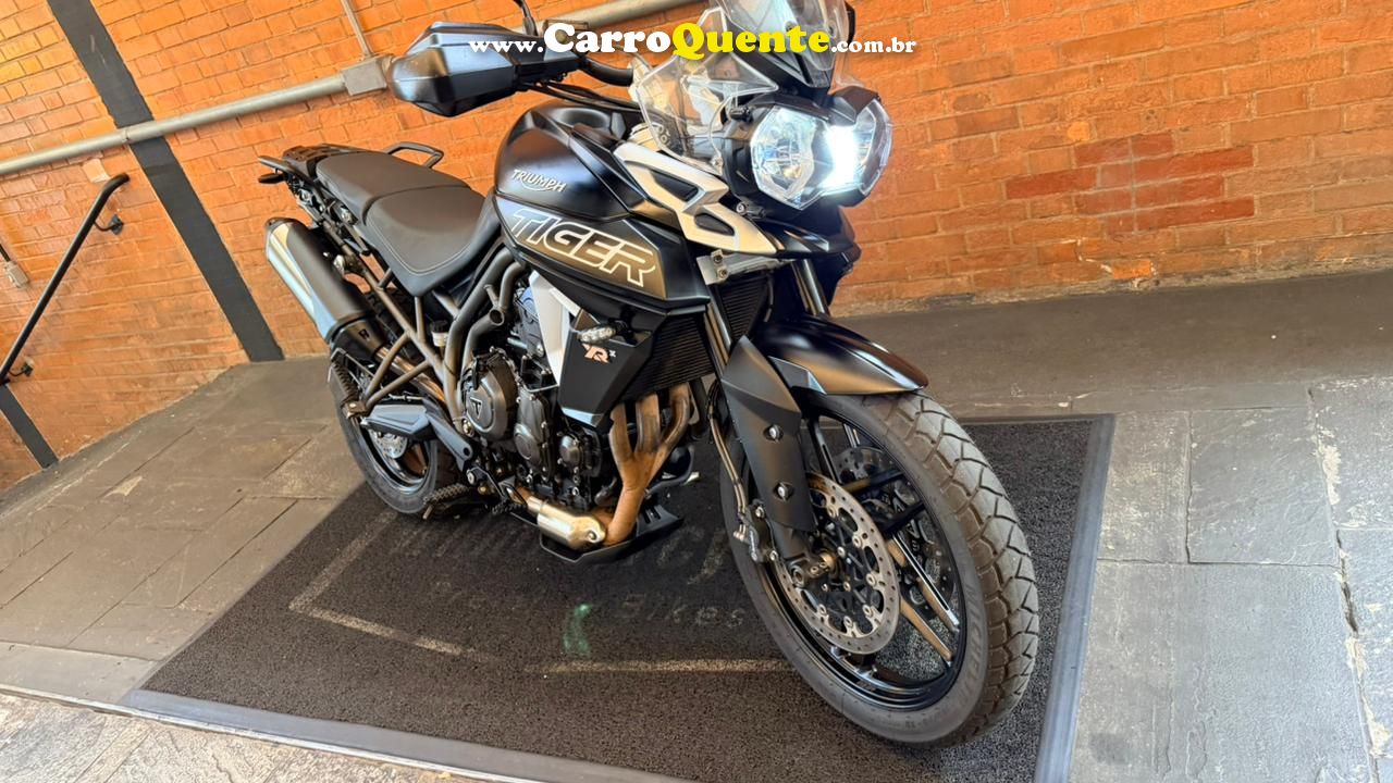 TRIUMPH TIGER 800 XRX 2019 - Loja