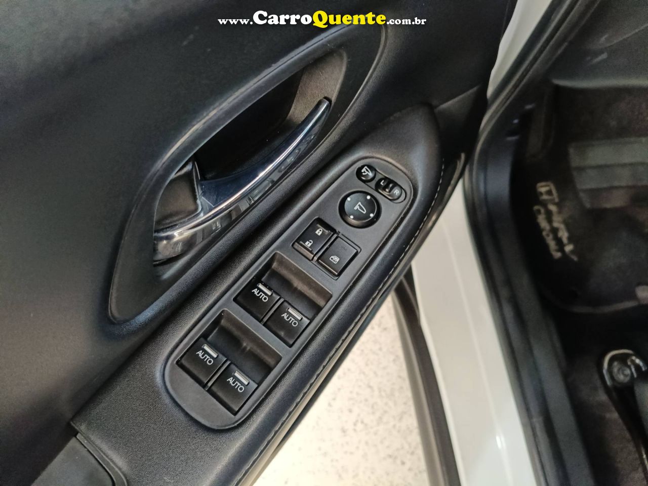 HONDA HR-V 1.8 16V EXL 2018 - Loja