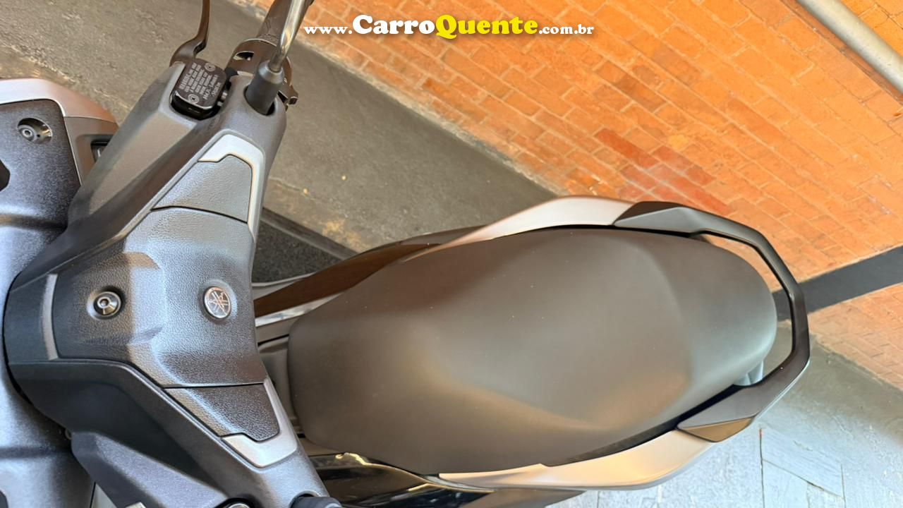 YAMAHA NMAX CONNECTED 160 ABS 2025 - Loja