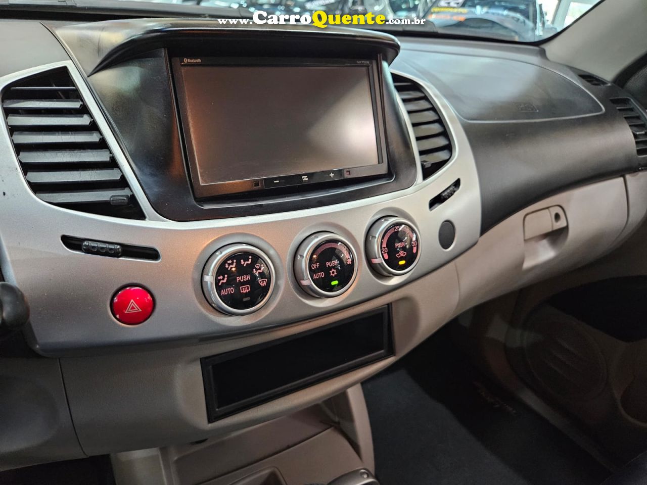 MITSUBISHI L200 TRITON 3.5 HPE 4X4 CD V6  * TOP DE LINHA * 2012 - Loja