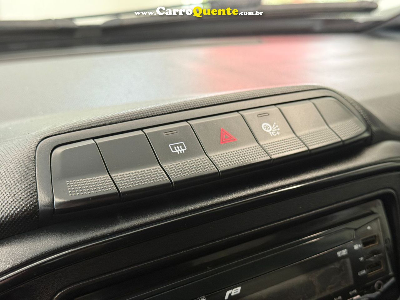 FIAT   STRADA FREEDOM 1.3 FLEX 8V CD   PRATA 2023 1.3 FLEX - Loja