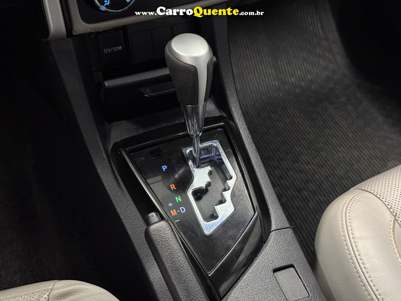 TOYOTA   COROLLA GLI UPPER 1.8 FLEX 16V AUT.   BRANCO 2018 1.8 FLEX - Loja