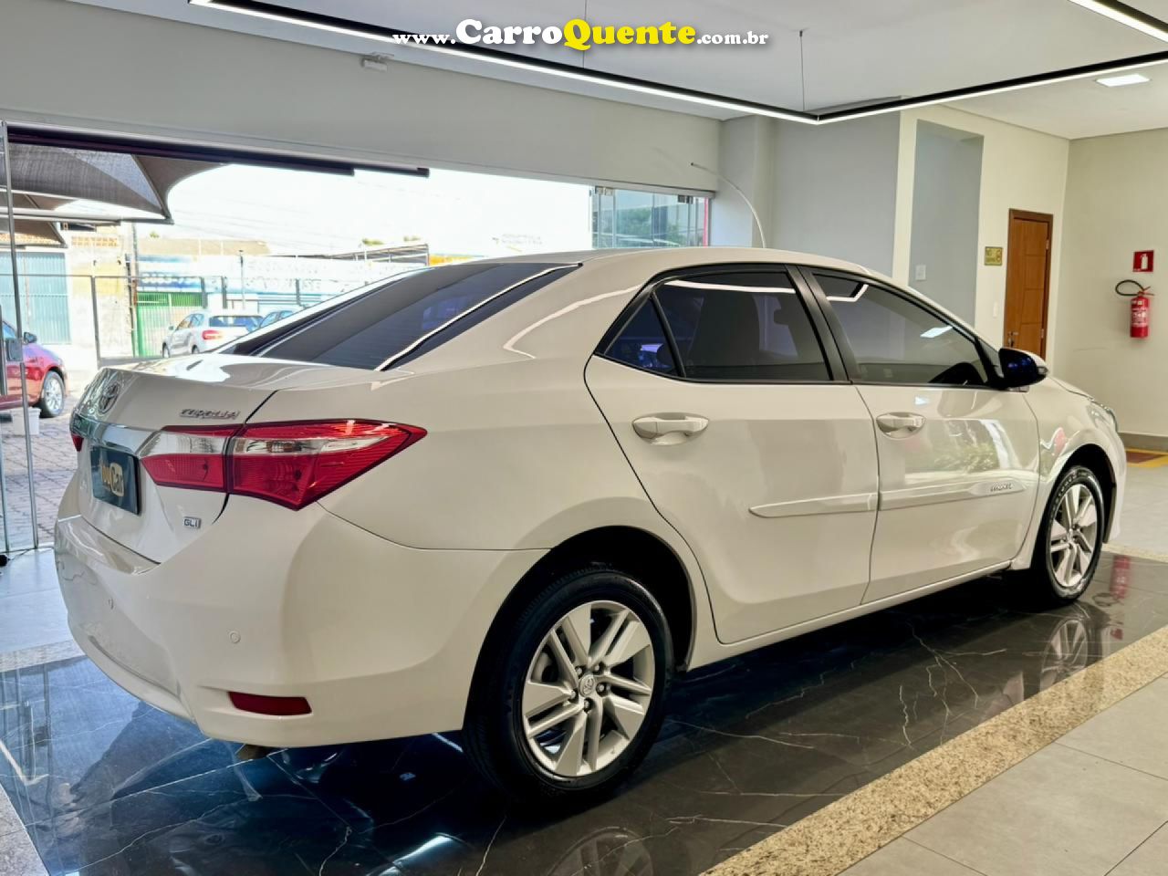 TOYOTA   COROLLA GLI 1.8 FLEX 16V  AUT.   BRANCO 2017 1.8 FLEX - Loja