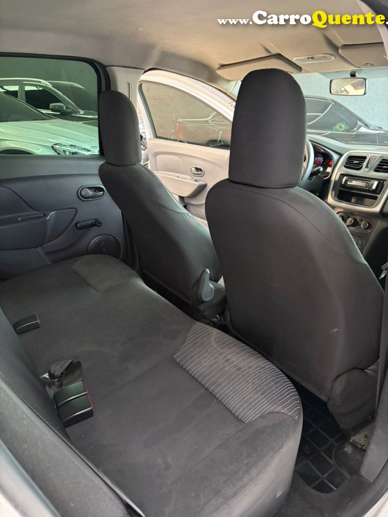 RENAULT   SANDERO AUTHENTIQUE FLEX 1.0 12V 5P   PRATA 2018 1.0 FLEX - Loja