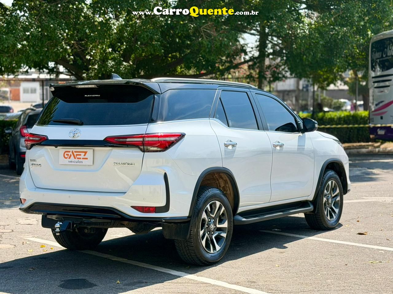 TOYOTA HILUX SW4 2.8 D-4D TURBO DIAMOND 7L 4X4 2026 - Loja
