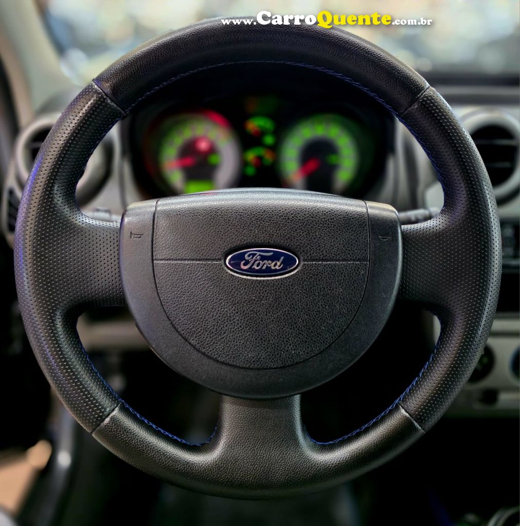 FORD FIESTA 1.6 MPI CLASS HATCH 8V 2009 - Loja