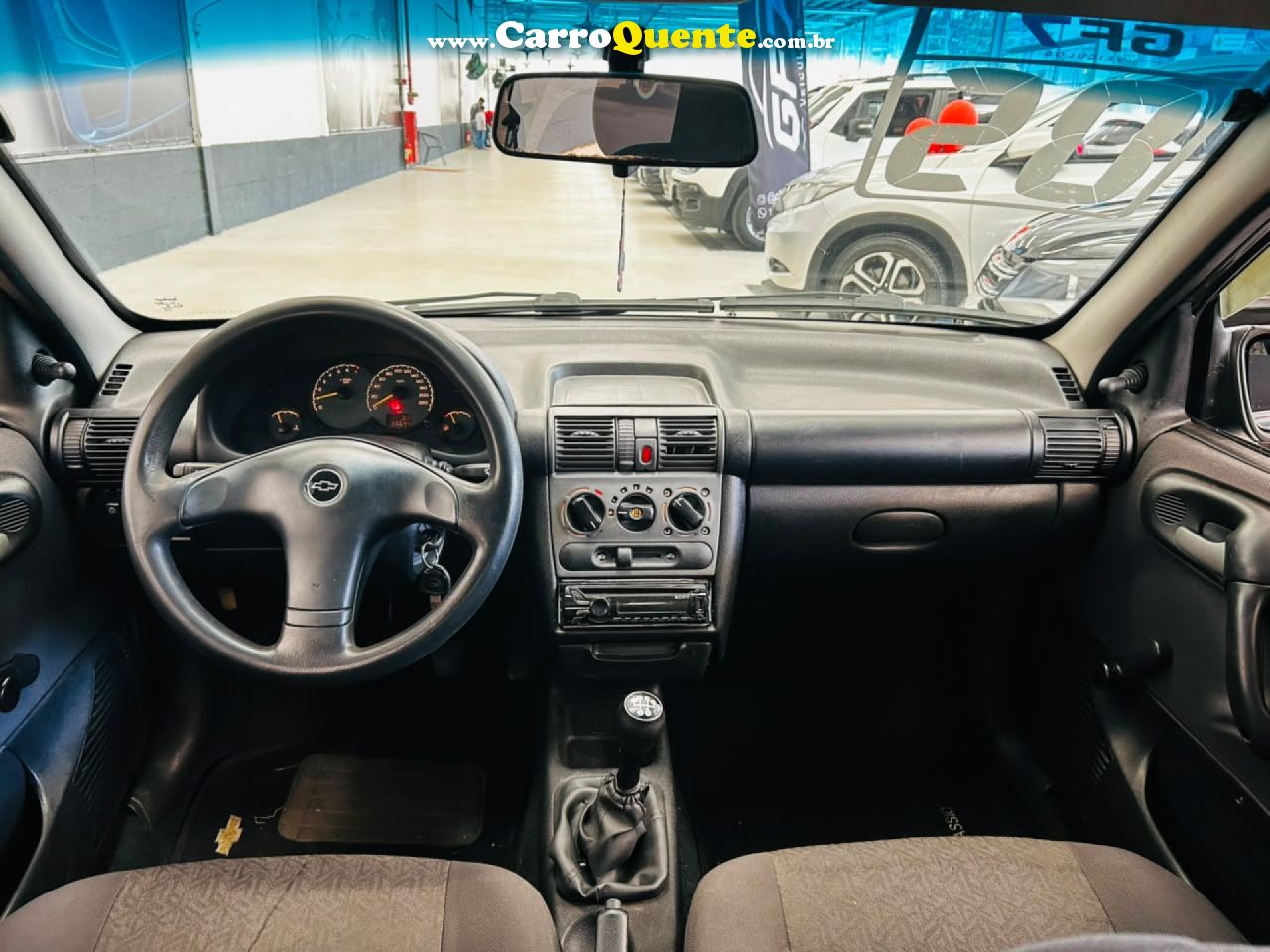 CHEVROLET   CORSA SED.WIND 1.0MILLENIUMCLASSIC VHC   CINZA 2005 1.0 GASOLINA - Loja