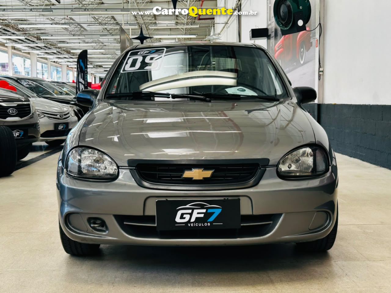 CHEVROLET   CORSA SED.WIND 1.0MILLENIUMCLASSIC VHC   CINZA 2005 1.0 GASOLINA - Loja