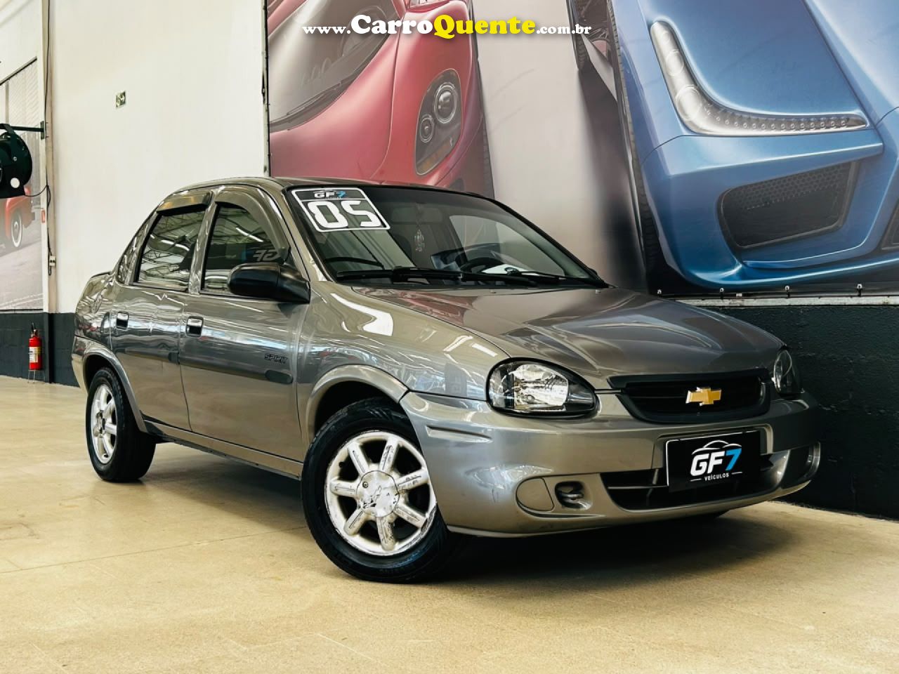 CHEVROLET   CORSA SED.WIND 1.0MILLENIUMCLASSIC VHC   CINZA 2005 1.0 GASOLINA - Loja