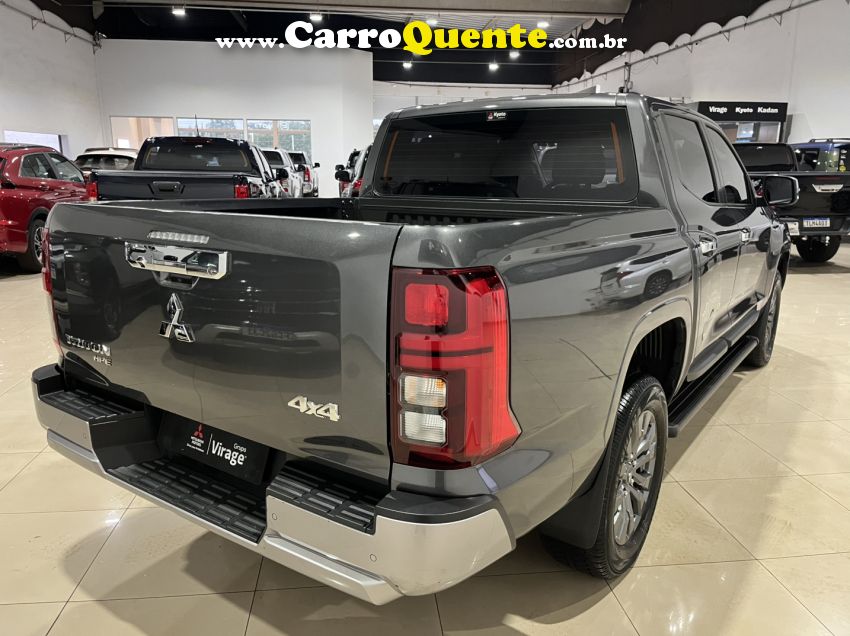 Mitsubishi TRITON 2.4 BITURBO DIESEL CD HPE 4X4 AUTOMÁTICO - Loja
