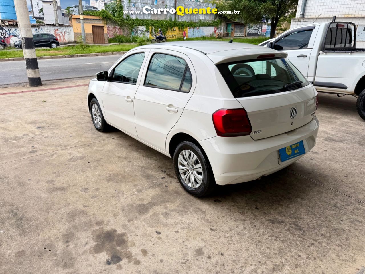 VOLKSWAGEN GOL 1.6 MSI TOTALFLEX TRENDLINE 2018 - Loja