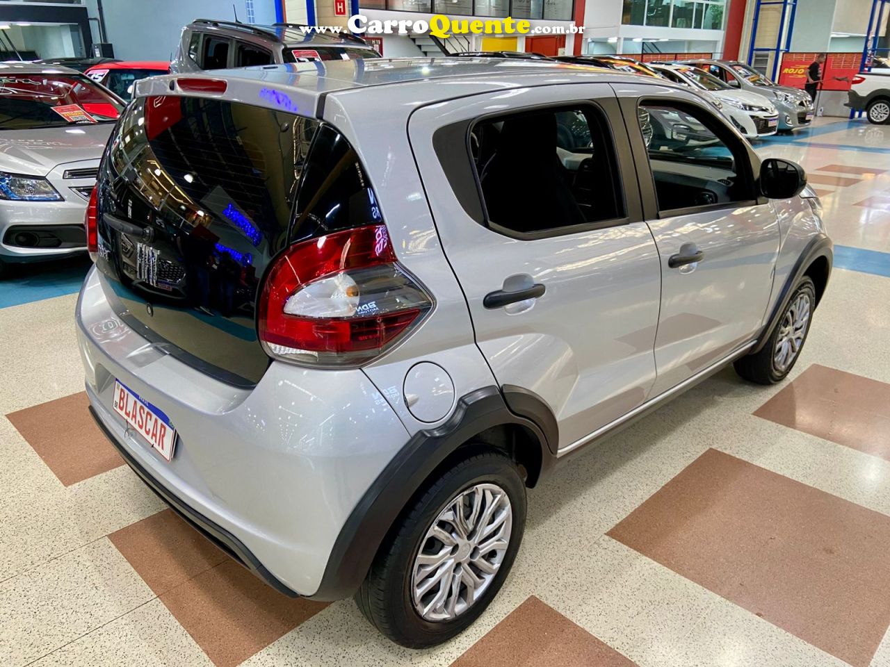 FIAT MOBI 1.0 8V EVO LIKE 2023 - Loja