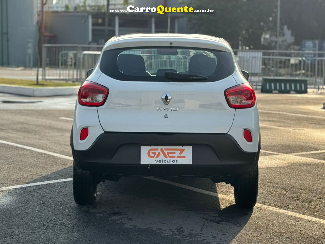 RENAULT KWID 1.0 12V SCE ZEN 2023 - Loja