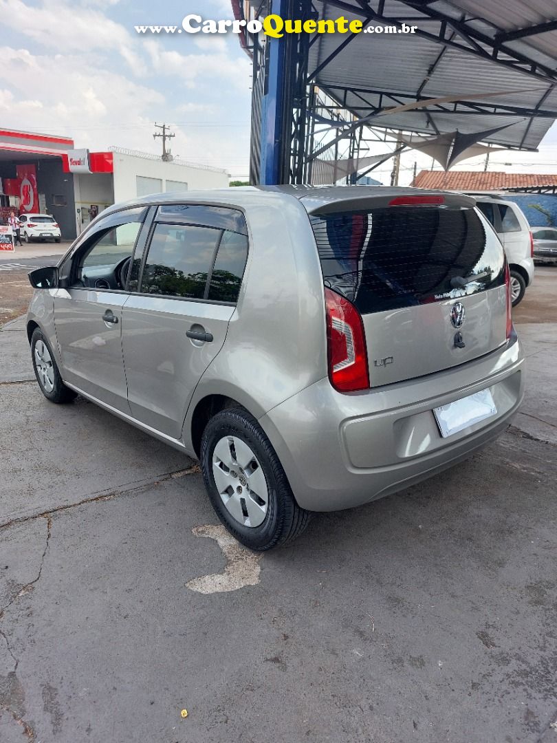 VOLKSWAGEN UP 1.0 MPI TAKE UP 12V 2015 - Loja