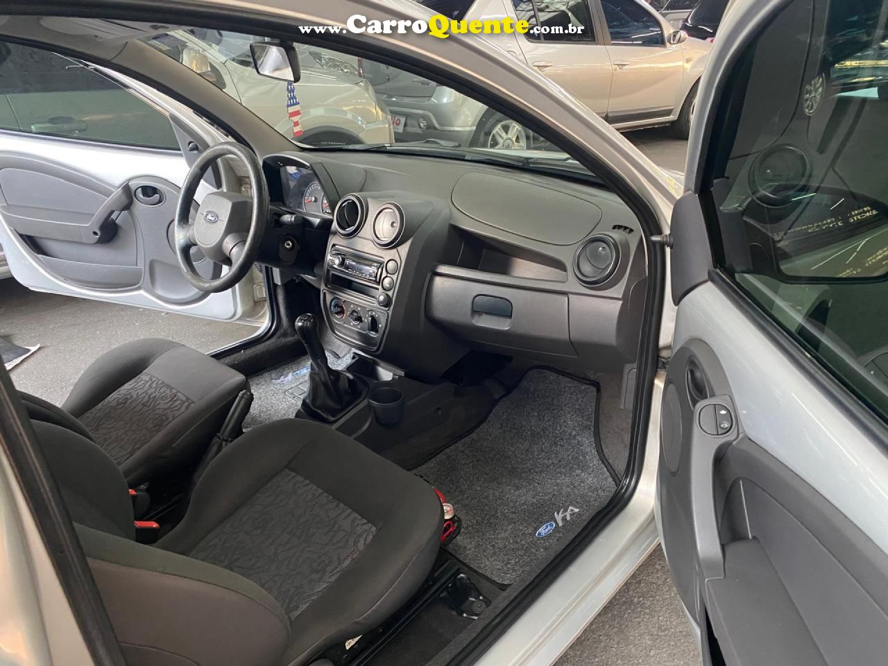 FORD   KA 1.0 8V1.0 8V ST FLEX 3P   PRATA 2011 1.0 FLEX - Loja