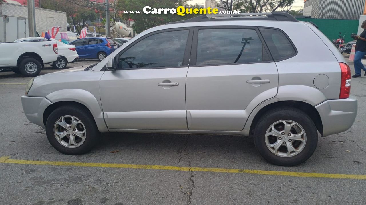 HYUNDAI   TUCSON 2.0 16V AUT.   PRATA 2010 2.0 GASOLINA - Loja