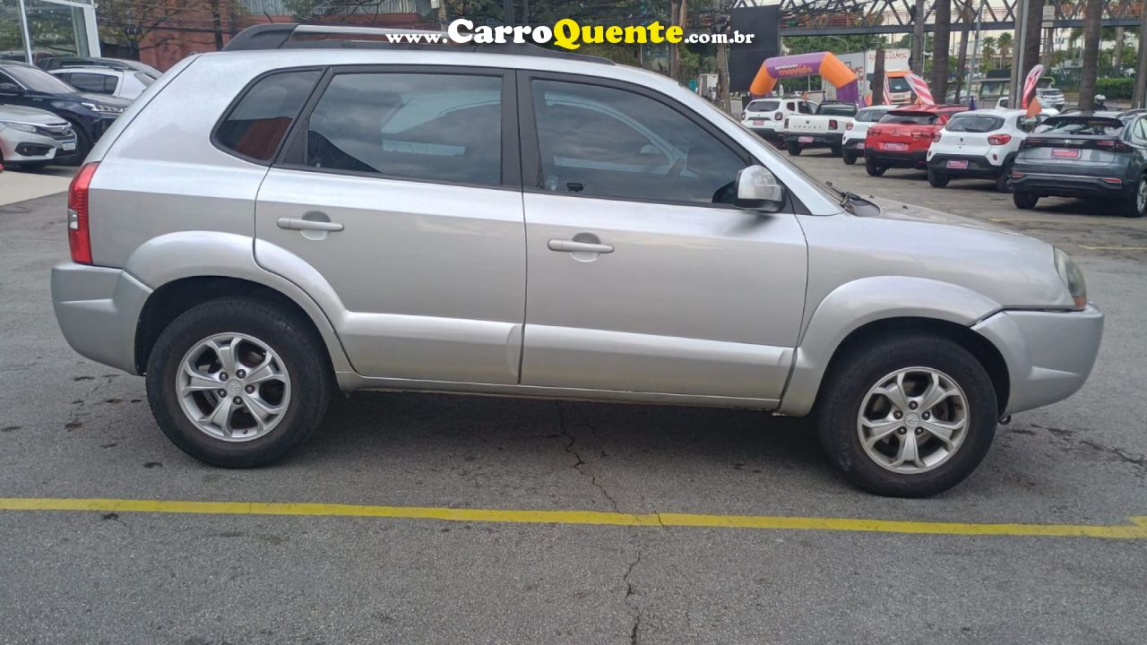 HYUNDAI   TUCSON 2.0 16V AUT.   PRATA 2010 2.0 GASOLINA - Loja