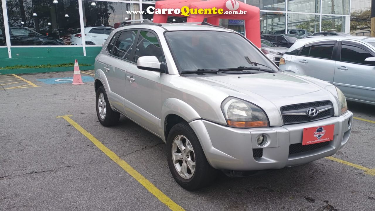HYUNDAI   TUCSON 2.0 16V AUT.   PRATA 2010 2.0 GASOLINA - Loja