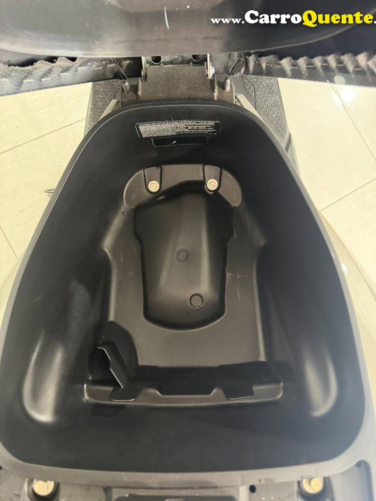 HONDA   ELITE 125   PRATA 2025 125 GASOLINA - Loja