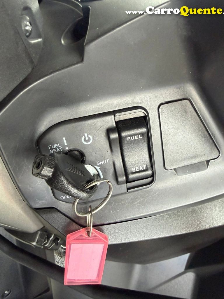 HONDA   ELITE 125   PRATA 2025 125 GASOLINA - Loja