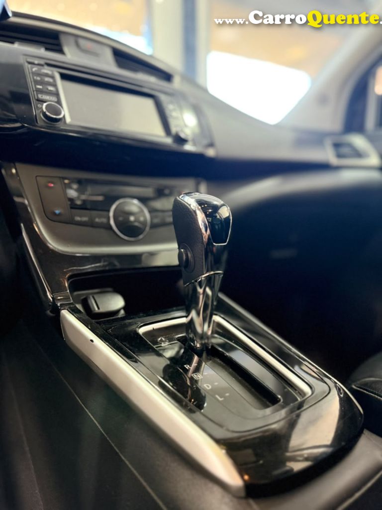 NISSAN   SENTRA SL 2.0 FLEXSTART 16V AUT.   PRETO 2017 2.0 GASOLINA - Loja