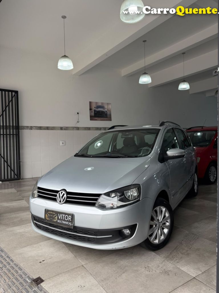 VOLKSWAGEN   SPACEFOX SPORTLINEHIGHLINE I MOTION 1.6   PRATA 2012 1.6 GASOLINA - Loja
