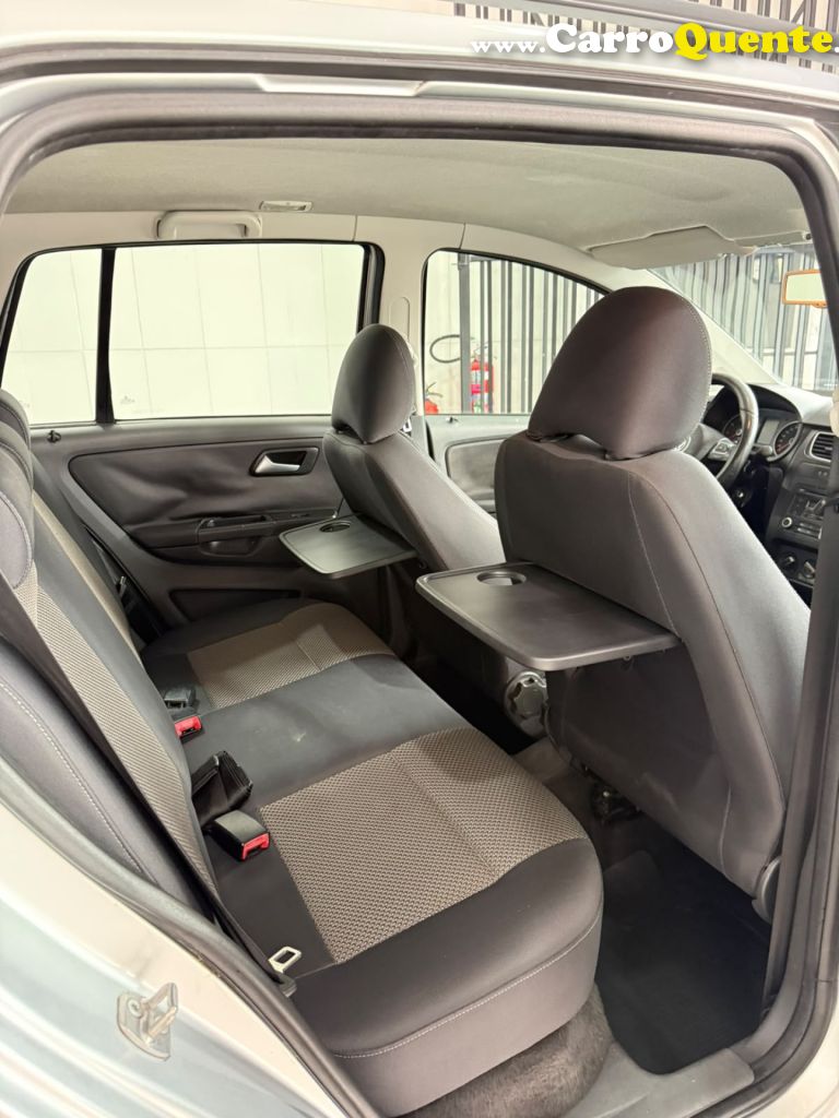 VOLKSWAGEN   SPACEFOX SPORTLINEHIGHLINE I MOTION 1.6   PRATA 2012 1.6 GASOLINA - Loja