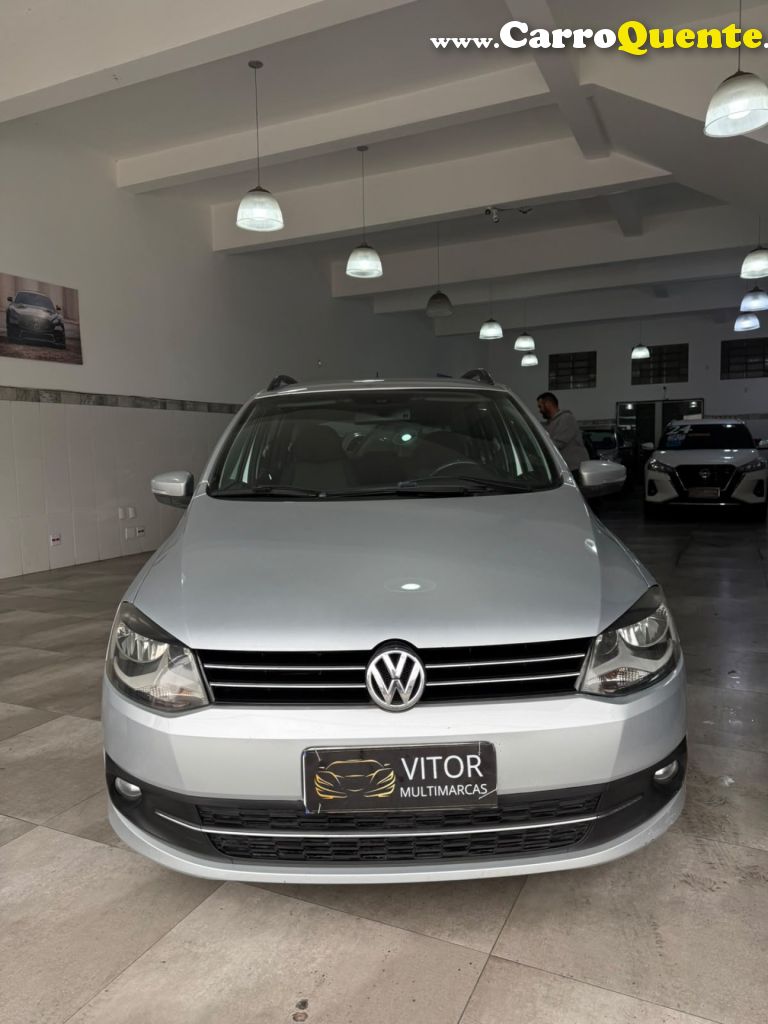 VOLKSWAGEN   SPACEFOX SPORTLINEHIGHLINE I MOTION 1.6   PRATA 2012 1.6 GASOLINA - Loja
