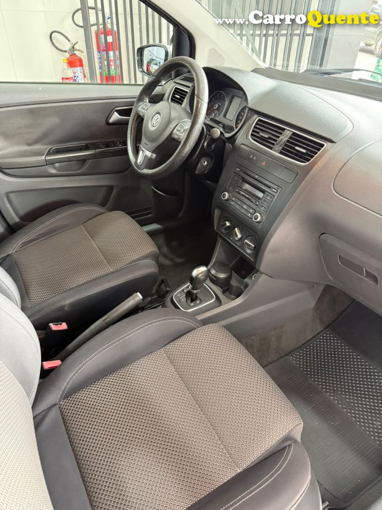 VOLKSWAGEN   SPACEFOX SPORTLINEHIGHLINE I MOTION 1.6   PRATA 2012 1.6 GASOLINA - Loja