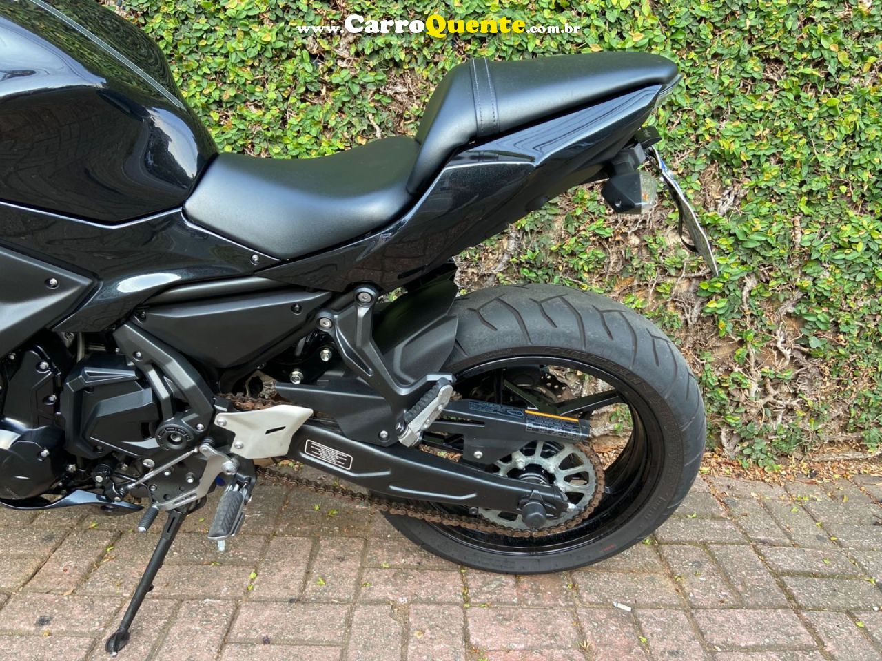 KAWASAKI   NINJA 650R 649CC   PRETO 2021 350 GASOLINA - Loja