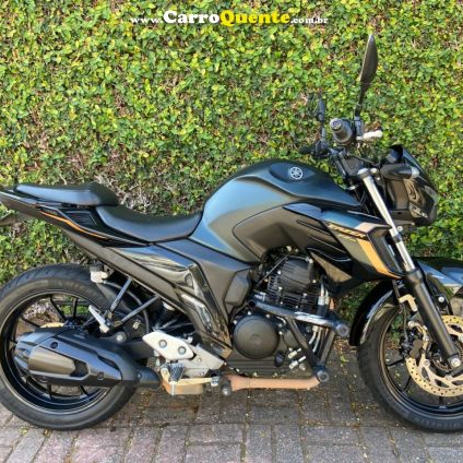 YAMAHA    FAZER  250    VERDE 2024 250 GASOLINA