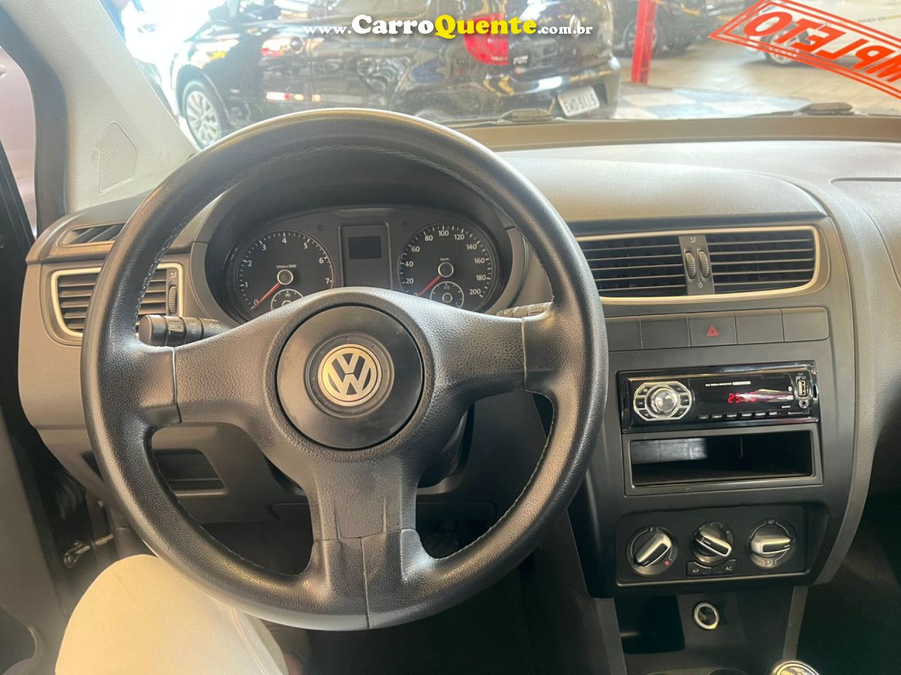 VOLKSWAGEN   FOX 1.0 MI TOTAL FLEX 8V 5P   PRETO 2013 1.0 FLEX - Loja