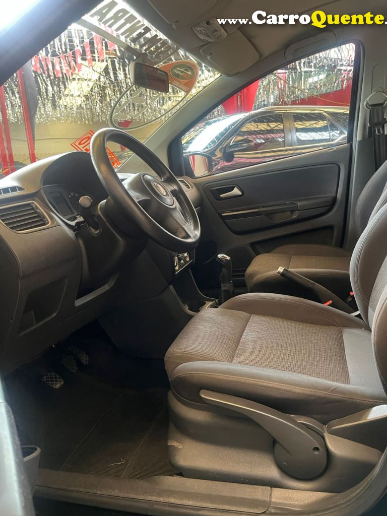 VOLKSWAGEN   FOX 1.0 MI TOTAL FLEX 8V 5P   PRETO 2013 1.0 FLEX - Loja