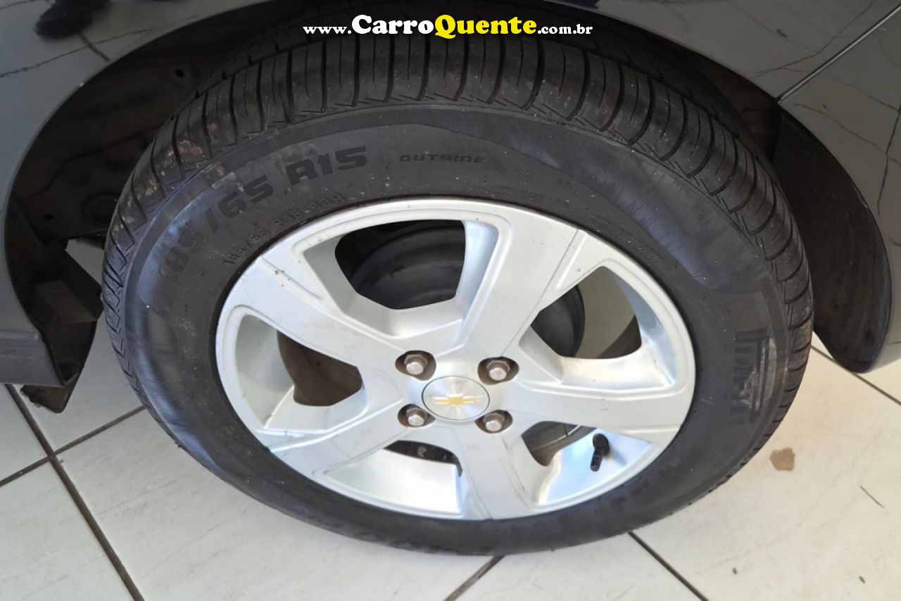 CHEVROLET   ONIX HATCH LT 1.4 8V FLEXPOWER 5P MEC.   PRETO 2019 1.4 FLEX - Loja