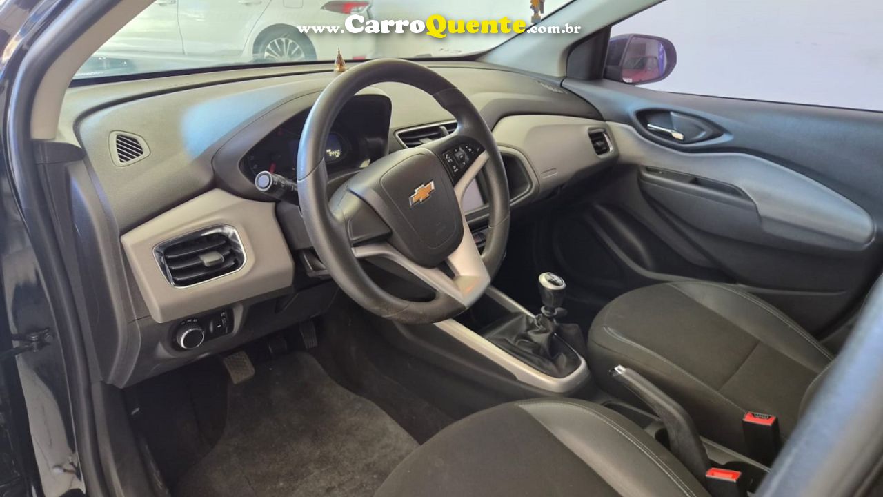 CHEVROLET   ONIX HATCH LT 1.4 8V FLEXPOWER 5P MEC.   PRETO 2019 1.4 FLEX - Loja