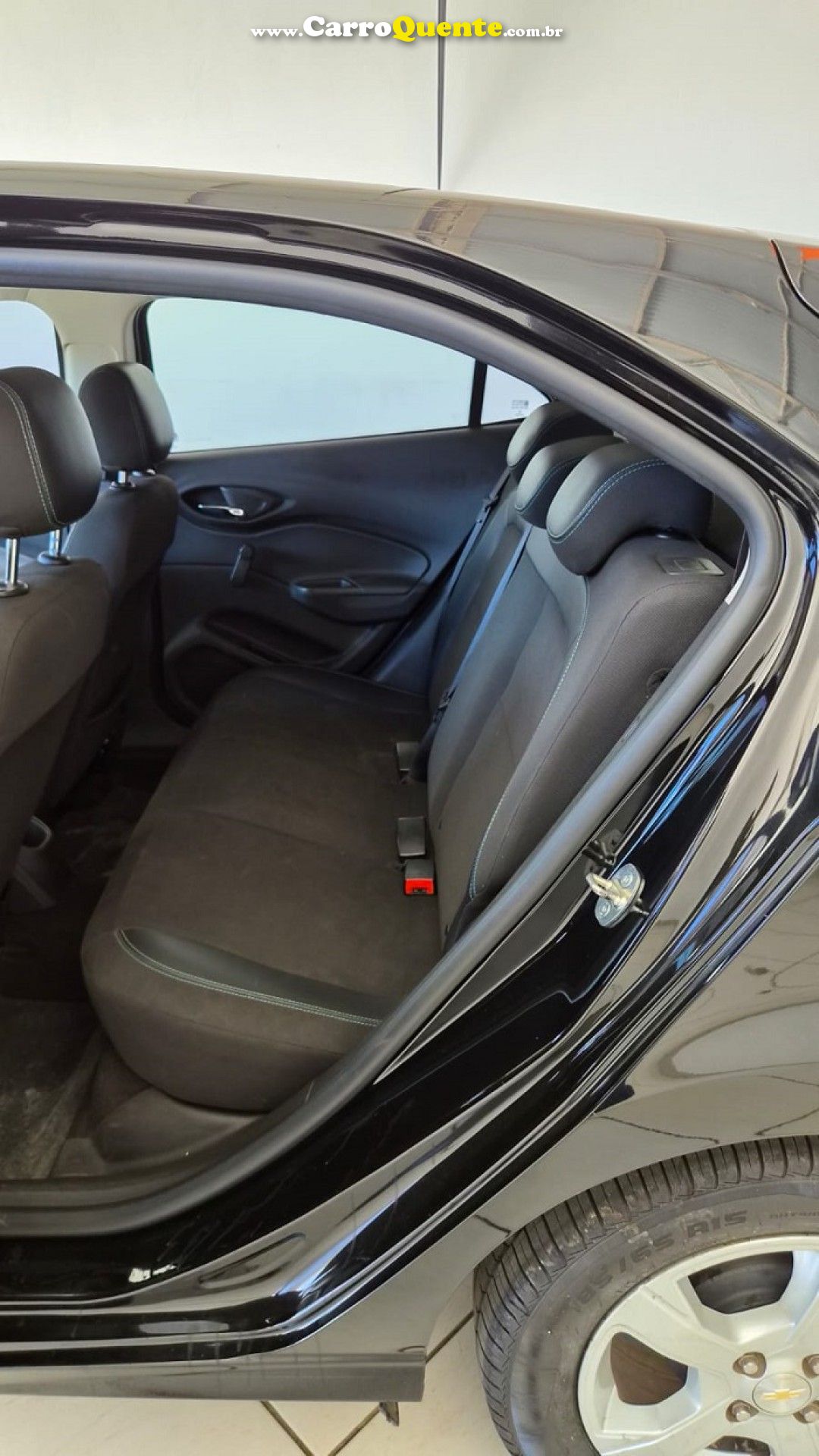 CHEVROLET   ONIX HATCH LT 1.4 8V FLEXPOWER 5P MEC.   PRETO 2019 1.4 FLEX - Loja