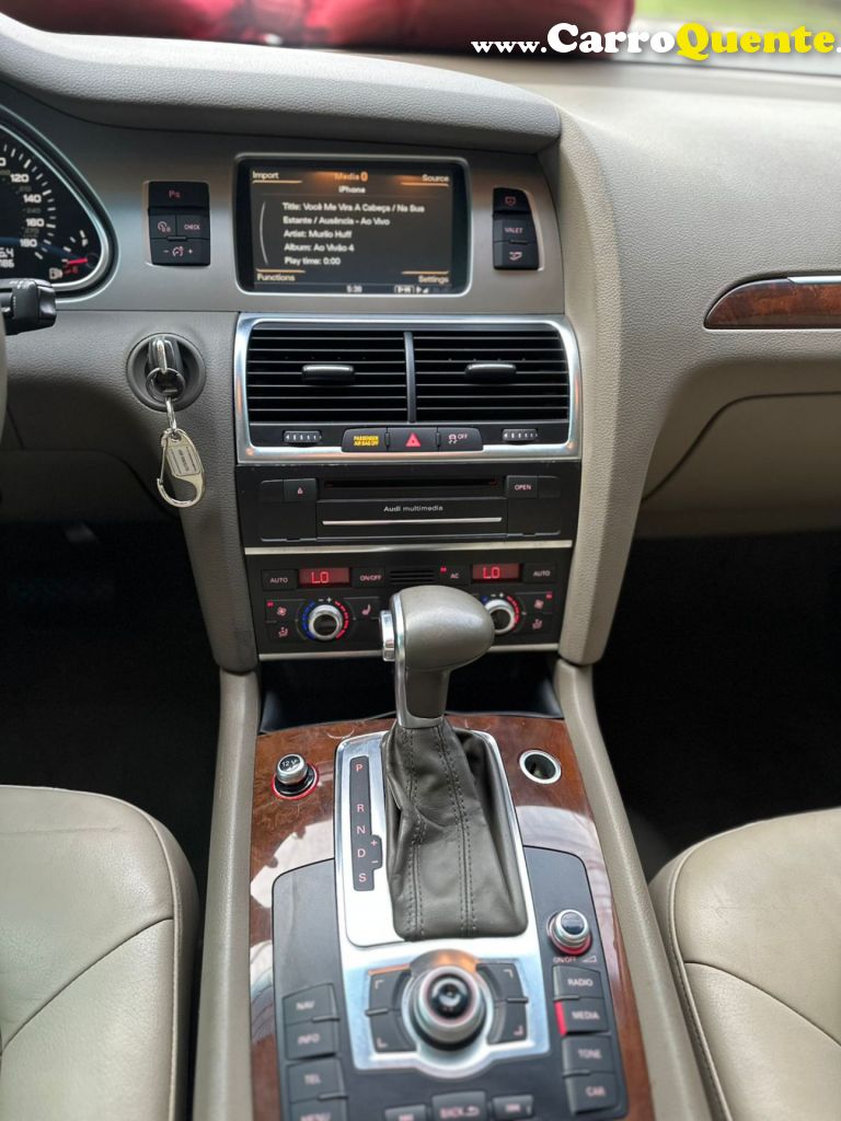 AUDI   Q7 3.0 V6 TFSI  QUAT.TIP.5P PERFORMANCE   BRANCO 2012 3.0 GASOLINA - Loja