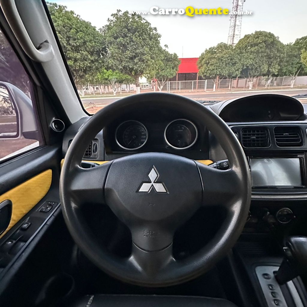 MITSUBISHI   PAJERO TR4 2.0 2.0 FLEX 16V 4X4 AUT.   PRATA 2011 2.0 FLEX - Loja