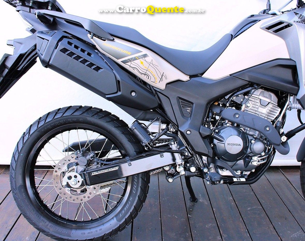 HONDA XRE 300 SAHARA ADVENTURE 2025 - Loja